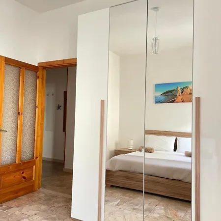 דירה Nicole's House